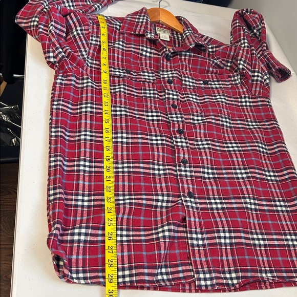L.L. Bean Men’s Plaid Cotton Flannel Shirt - Picture 7 of 9
